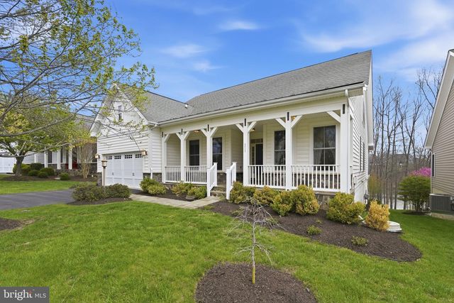 311 GREBE DR, Lake Frederick, VA 22630