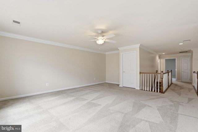 311 GREBE DR, Lake Frederick, VA 22630