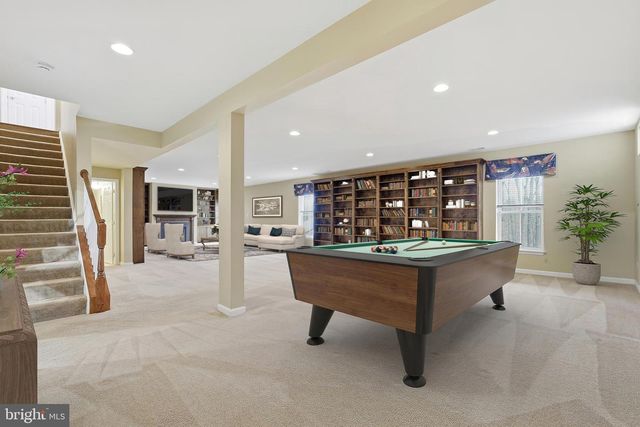 311 GREBE DR, Lake Frederick, VA 22630