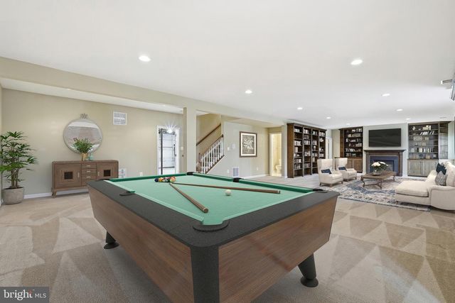 311 GREBE DR, Lake Frederick, VA 22630