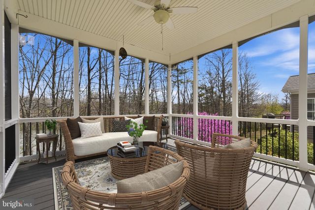 311 GREBE DR, Lake Frederick, VA 22630