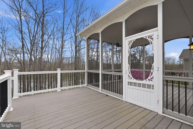 311 GREBE DR, Lake Frederick, VA 22630