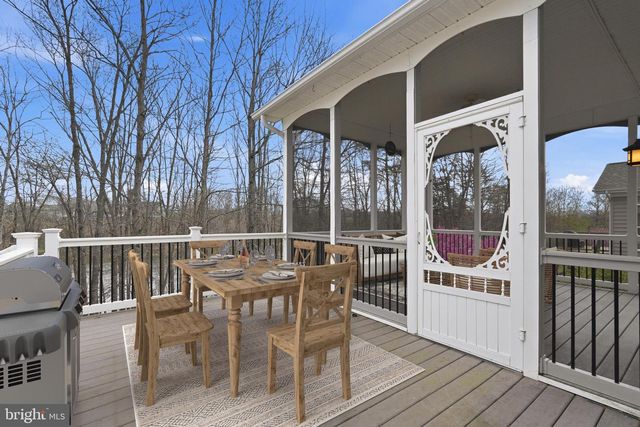 311 GREBE DR, Lake Frederick, VA 22630