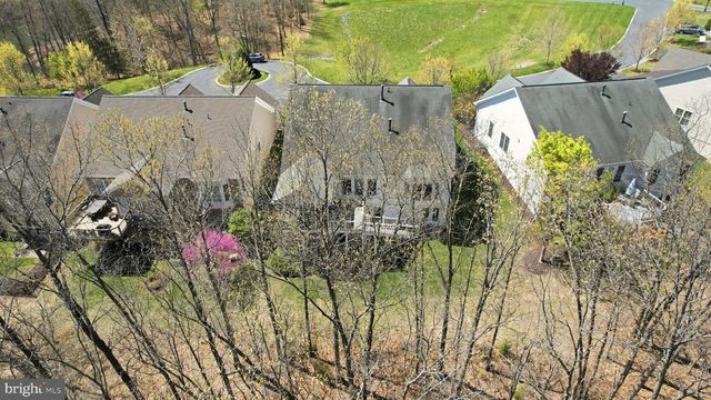 311 GREBE DR, Lake Frederick, VA 22630