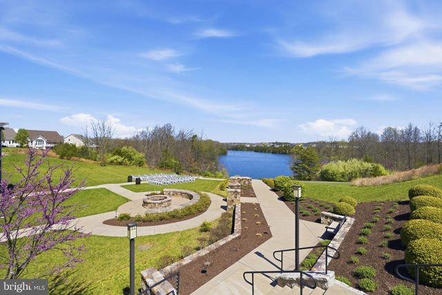311 GREBE DR, Lake Frederick, VA 22630