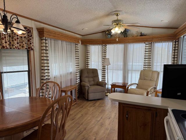13698 E 50 St, Yuma, AZ 85367