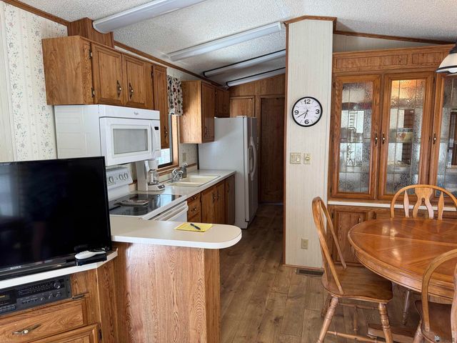 13698 E 50 St, Yuma, AZ 85367