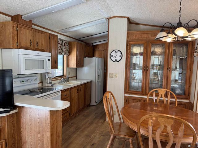13698 E 50 St, Yuma, AZ 85367