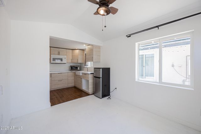 617 N 14TH Street, Phoenix, AZ 85006