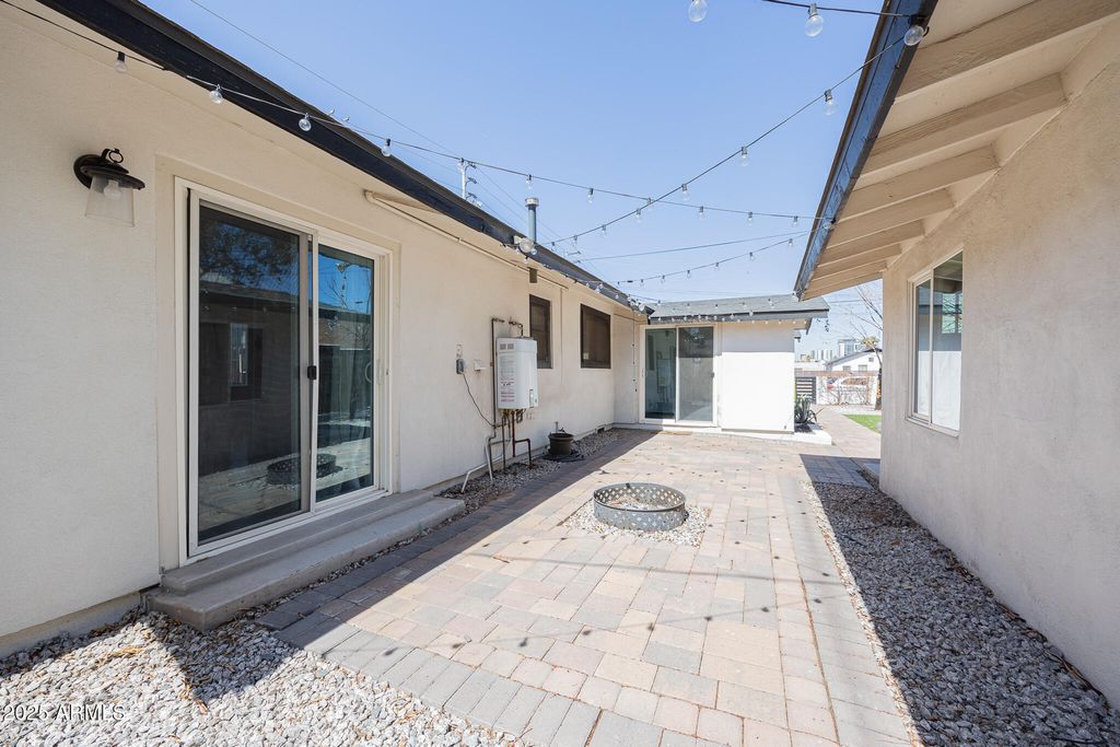 Image 21 of property listing at 617 N 14TH Street, Phoenix, AZ 85006