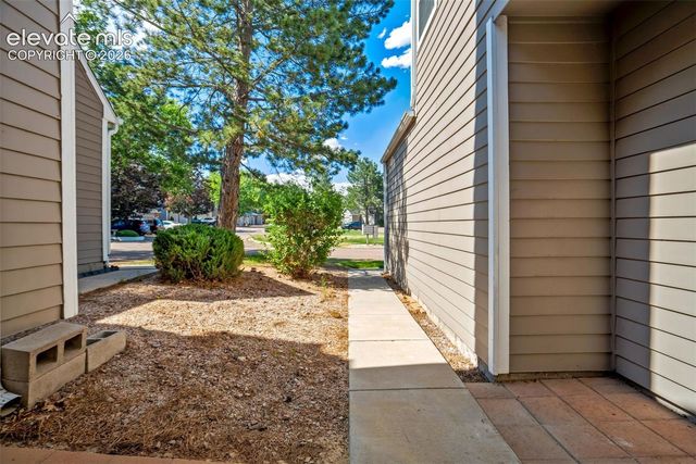 2046 Palm Drive, Colorado Springs, CO 80918