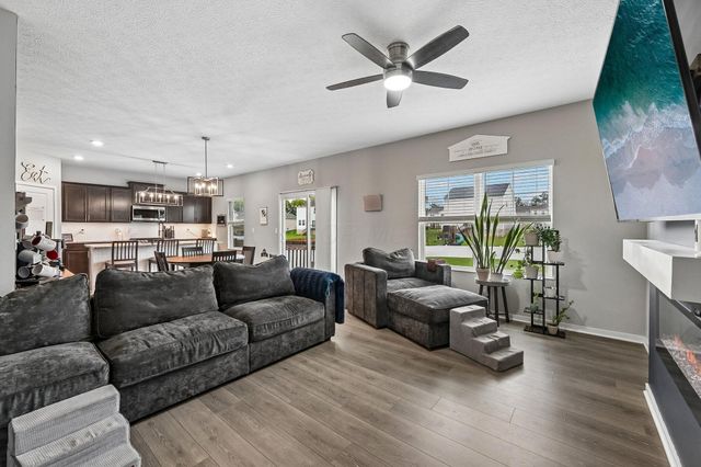 295 Flint Court, Commercial Point, OH 43116