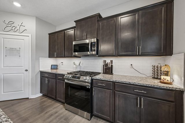 295 Flint Court, Commercial Point, OH 43116