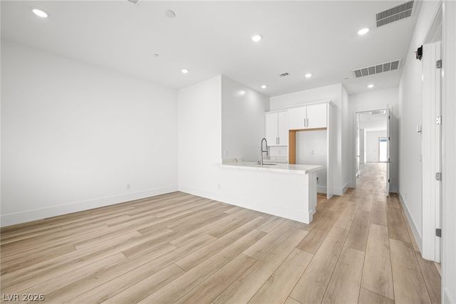 12428 Breezy Bluff Avenue, Las Vegas, NV 89138