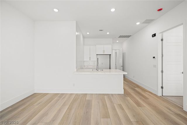 12428 Breezy Bluff Avenue, Las Vegas, NV 89138