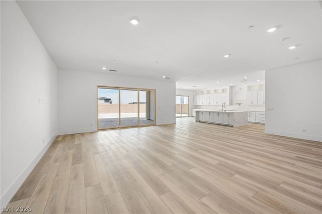 12428 Breezy Bluff Avenue, Las Vegas, NV 89138