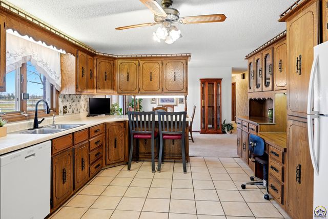 1416 Brant ST, Osage City, KS 66523