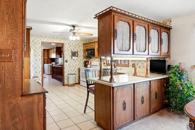 1416 Brant ST, Osage City, KS 66523