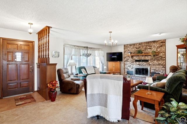 1416 Brant ST, Osage City, KS 66523