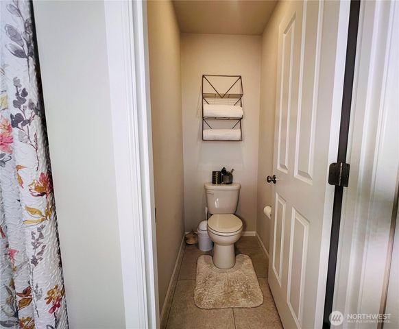 2727 Cassius Street NE, Lacey, WA 98516