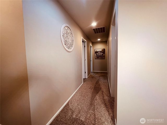 2727 Cassius Street NE, Lacey, WA 98516