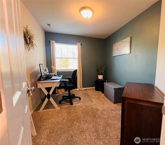 2727 Cassius Street NE, Lacey, WA 98516