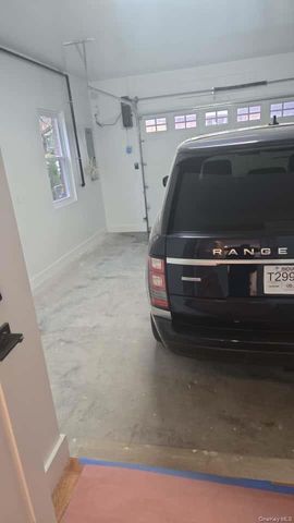 23 Sunlight Hill, Yonkers, NY 10704