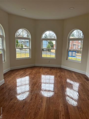 23 Sunlight Hill, Yonkers, NY 10704