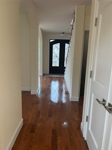 23 Sunlight Hill, Yonkers, NY 10704