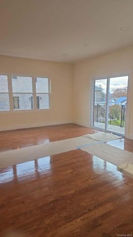 23 Sunlight Hill, Yonkers, NY 10704