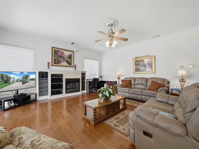 118 W JULIANA WAY, Auburndale, FL 33823