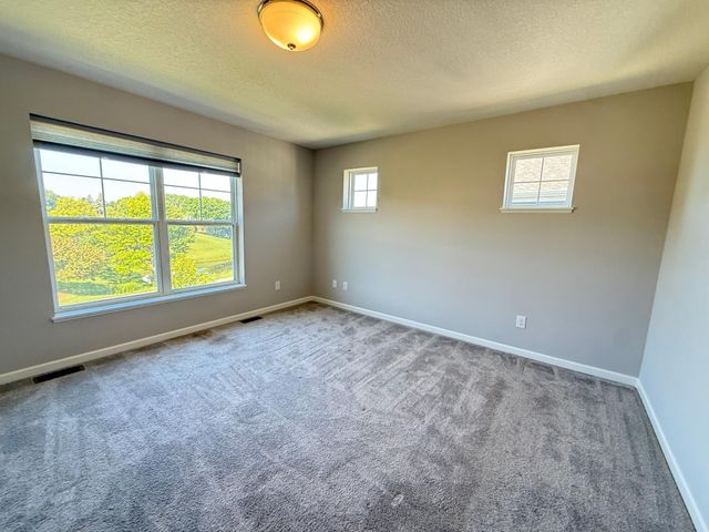 2851 Lexington Place N, Roseville, MN 55113