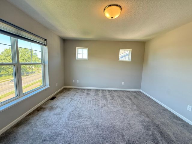 2851 Lexington Place N, Roseville, MN 55113