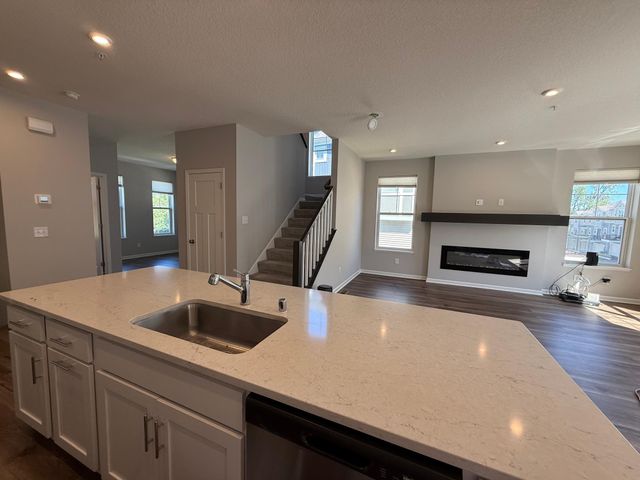 2851 Lexington Place N, Roseville, MN 55113