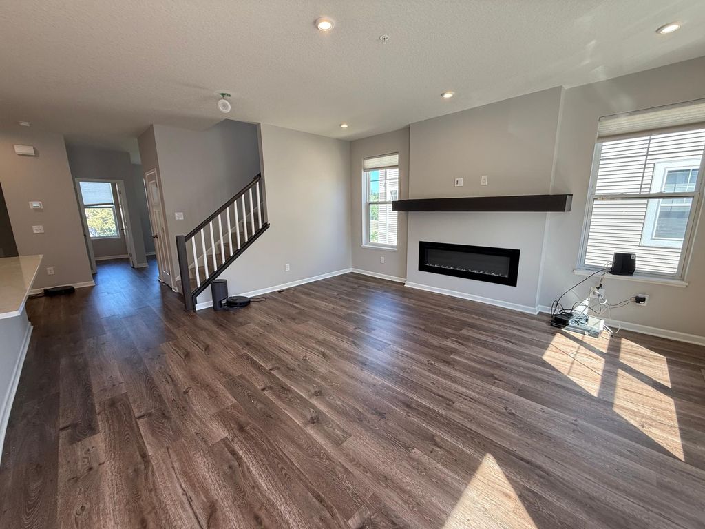 2851 Lexington Place N, Roseville, MN 55113 — photo 2