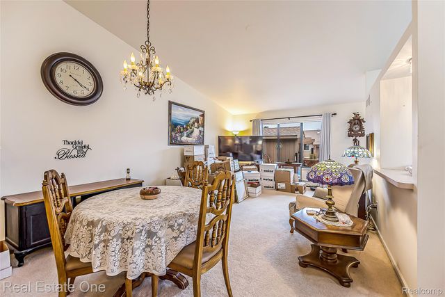 62072 York town Drive 1, South Lyon, MI 48178