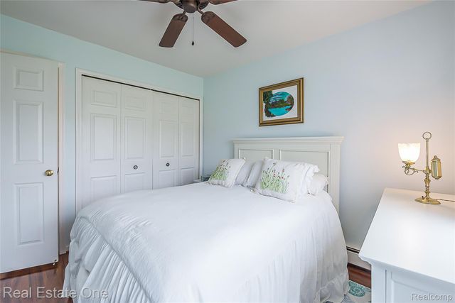 62072 York town Drive 1, South Lyon, MI 48178