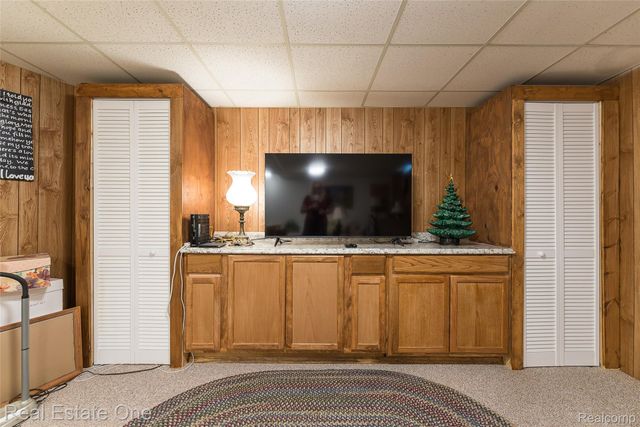 62072 York town Drive 1, South Lyon, MI 48178