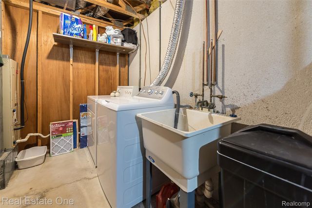 62072 York town Drive 1, South Lyon, MI 48178