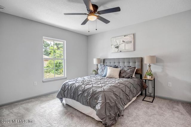 110 BIG APPLE Road, East Palatka, FL 32131