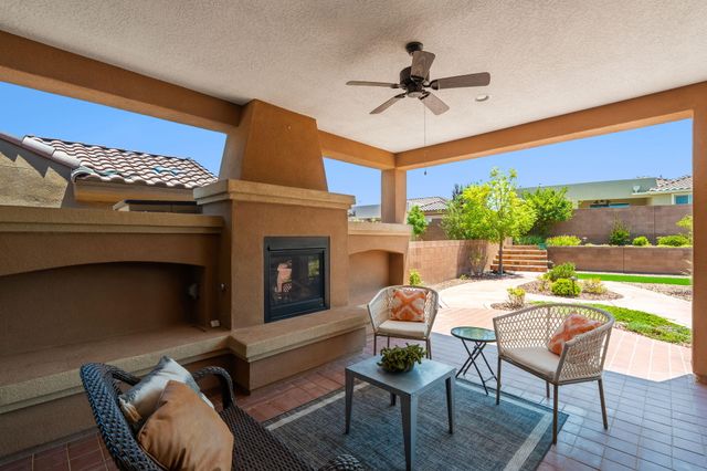 9228 Sugar Creek Lane NW, Albuquerque, NM 87120