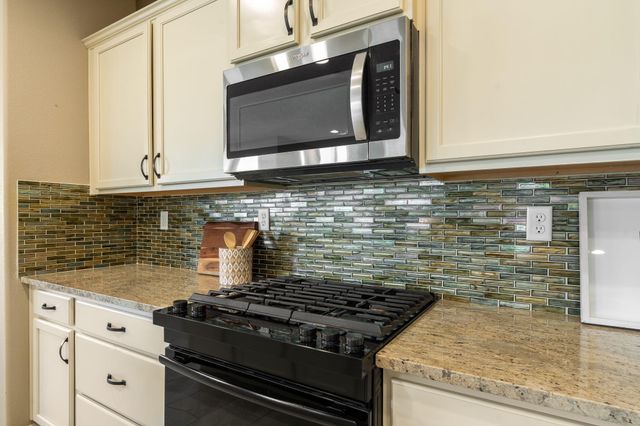 9228 Sugar Creek Lane NW, Albuquerque, NM 87120