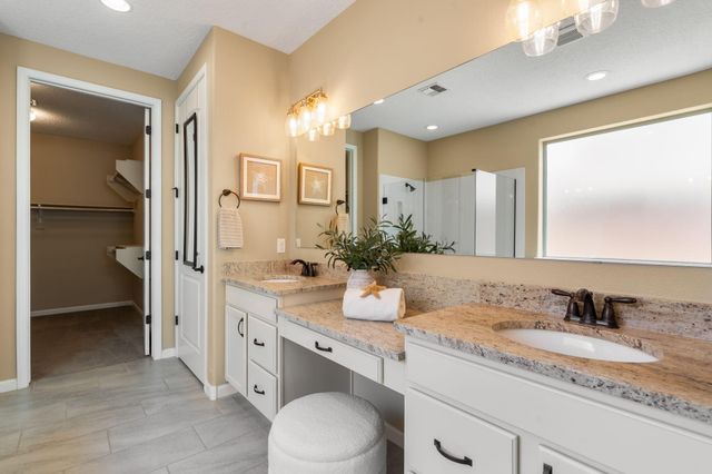 9228 Sugar Creek Lane NW, Albuquerque, NM 87120