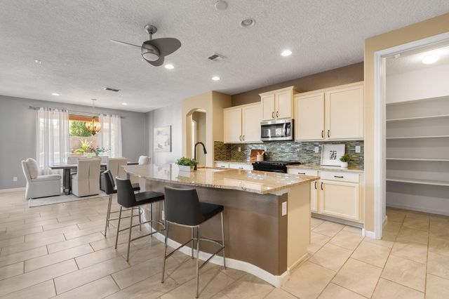 9228 Sugar Creek Lane NW, Albuquerque, NM 87120