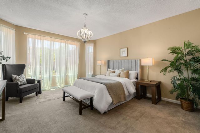 9228 Sugar Creek Lane NW, Albuquerque, NM 87120