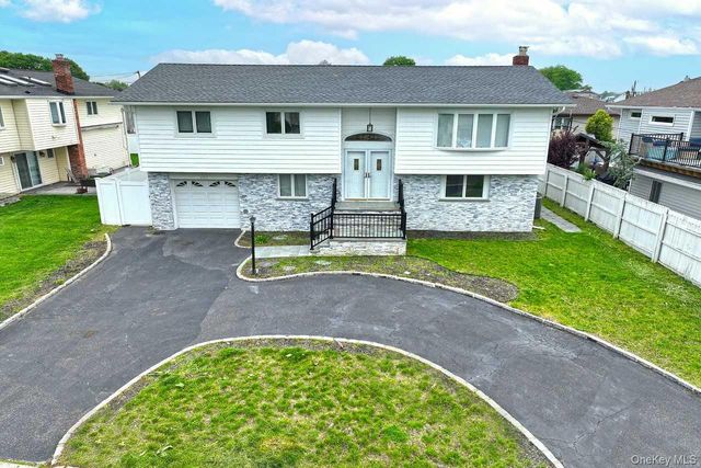 107 Beverly Road, Massapequa, NY 11758