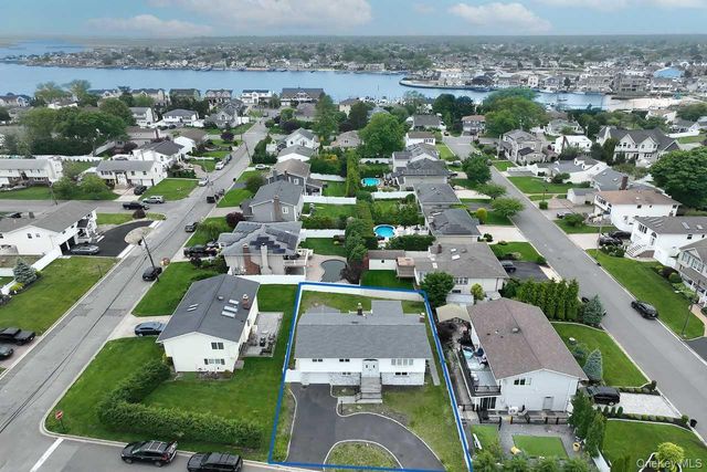 107 Beverly Road, Massapequa, NY 11758
