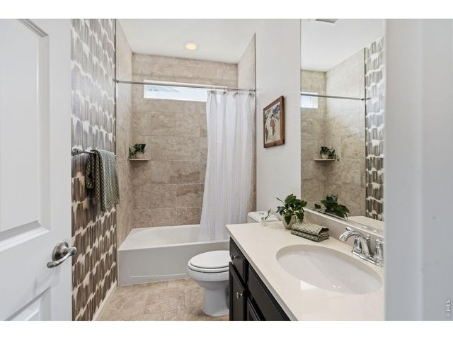 2313 Lodgepole Creek Dr, Fort Collins, CO 80528