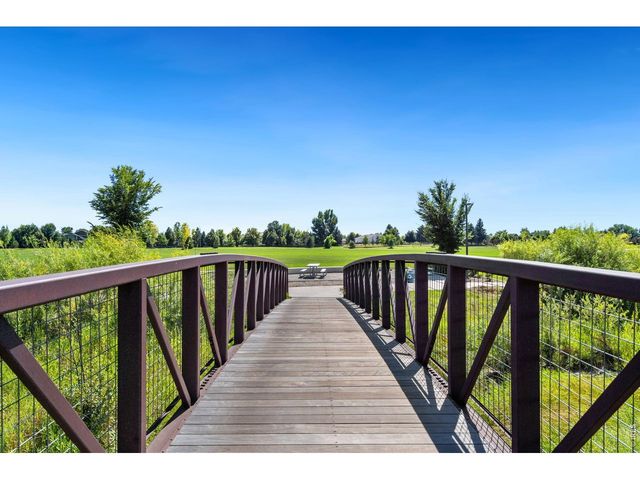 2313 Lodgepole Creek Dr, Fort Collins, CO 80528