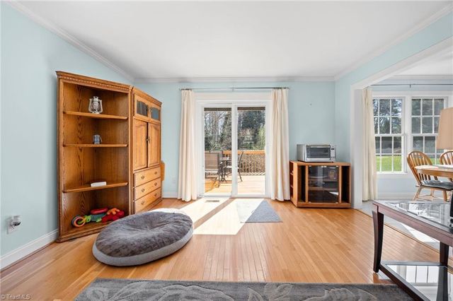 8092 Oak Creek Drive, Stokesdale, NC 27357